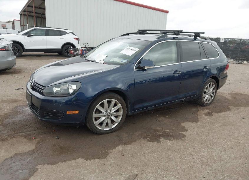 Photo 2 of 2014 Volkswagen Jetta SPORTWAGEN 2.0L TDI (VIN 3VWML7AJXEM607260)