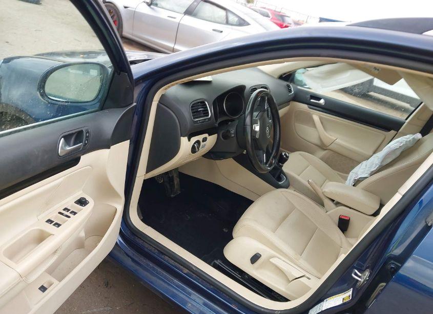 Photo 5 of 2014 Volkswagen Jetta SPORTWAGEN 2.0L TDI (VIN 3VWML7AJXEM607260)