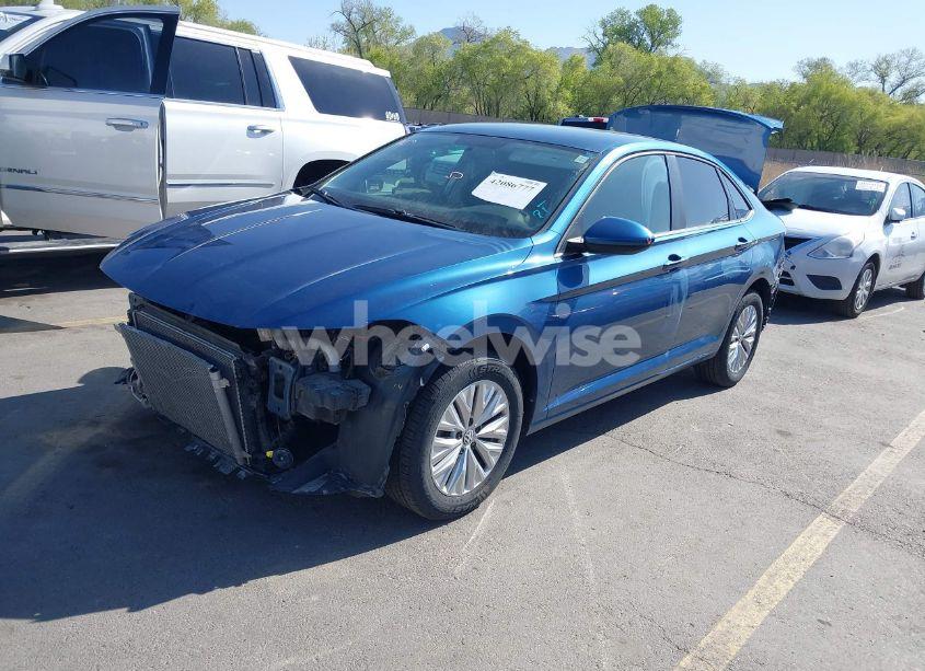 Photo 2 of 2019 Volkswagen Jetta 1.4T S (VIN 3VWN57BU0KM234524)