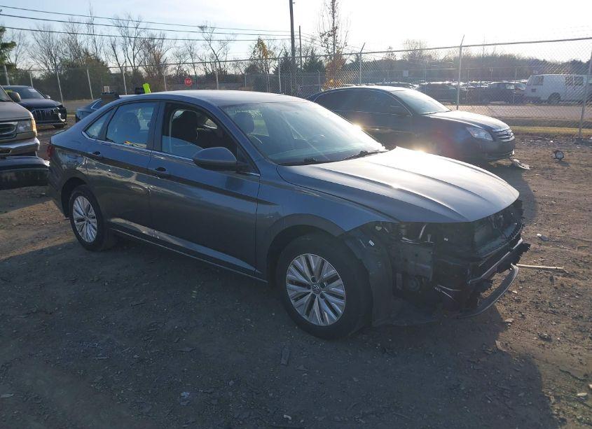 2019 Volkswagen Jetta 1.4T S (VIN 3VWN57BU1KM196026) main photo