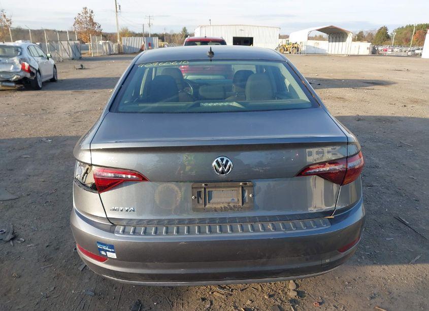 Photo 16 of 2019 Volkswagen Jetta 1.4T S (VIN 3VWN57BU1KM196026)