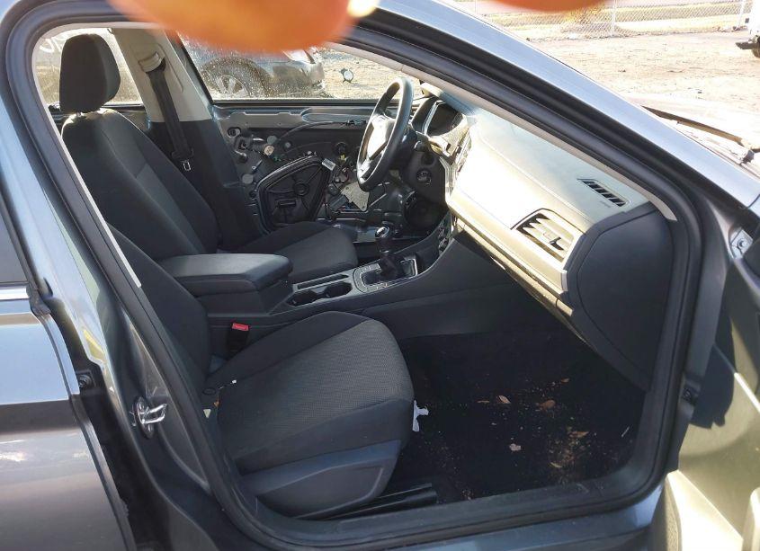 Photo 5 of 2019 Volkswagen Jetta 1.4T S (VIN 3VWN57BU1KM196026)