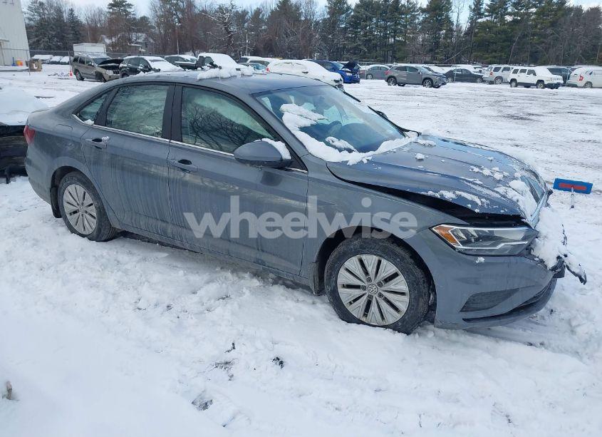 2019 Volkswagen Jetta 1.4T S (VIN 3VWN57BU1KM241109) main photo