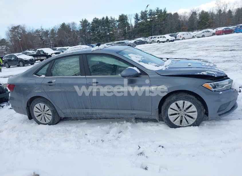 Photo 13 of 2019 Volkswagen Jetta 1.4T S (VIN 3VWN57BU1KM241109)