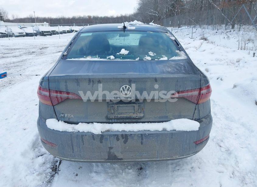 Photo 16 of 2019 Volkswagen Jetta 1.4T S (VIN 3VWN57BU1KM241109)