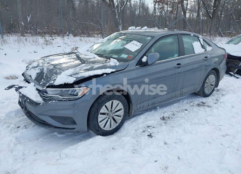 Photo 2 of 2019 Volkswagen Jetta 1.4T S (VIN 3VWN57BU1KM241109)
