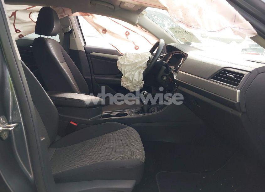 Photo 5 of 2019 Volkswagen Jetta 1.4T S (VIN 3VWN57BU1KM259559)