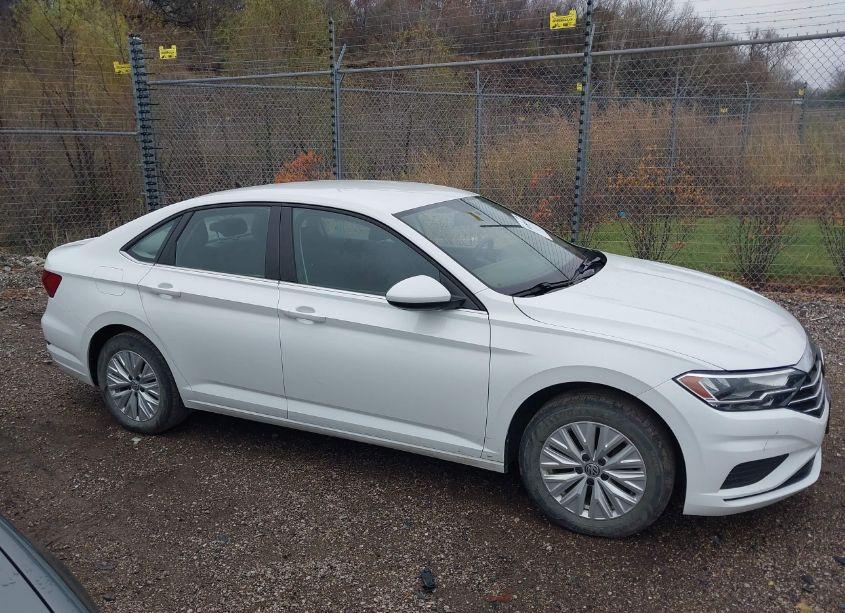 Photo 13 of 2019 Volkswagen Jetta 1.4T S (VIN 3VWN57BU2KM005293)