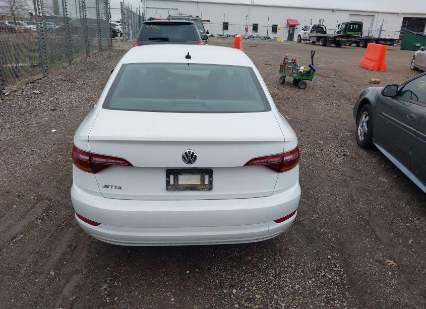 Photo 16 of 2019 Volkswagen Jetta 1.4T S (VIN 3VWN57BU2KM005293)