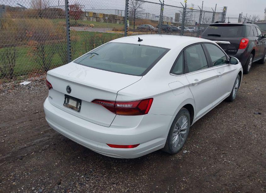 Photo 4 of 2019 Volkswagen Jetta 1.4T S (VIN 3VWN57BU2KM005293)