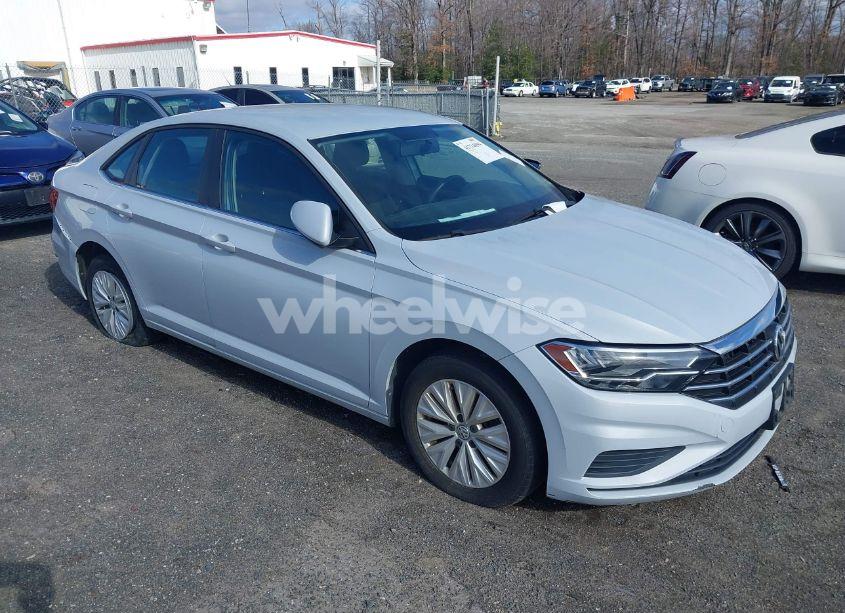 2019 Volkswagen Jetta 1.4T S (VIN 3VWN57BU3KM006873) main photo