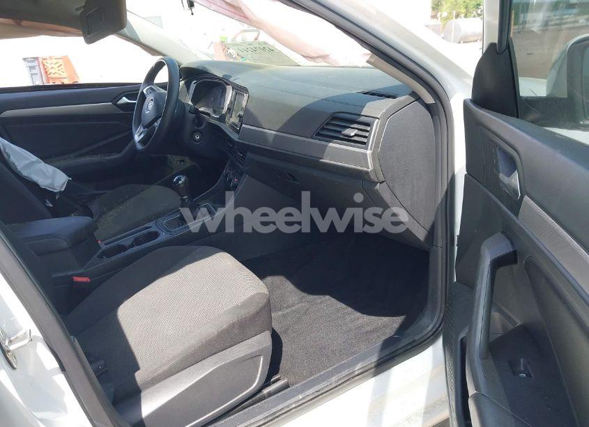 Photo 5 of 2019 Volkswagen Jetta 1.4T S (VIN 3VWN57BU4KM112040)