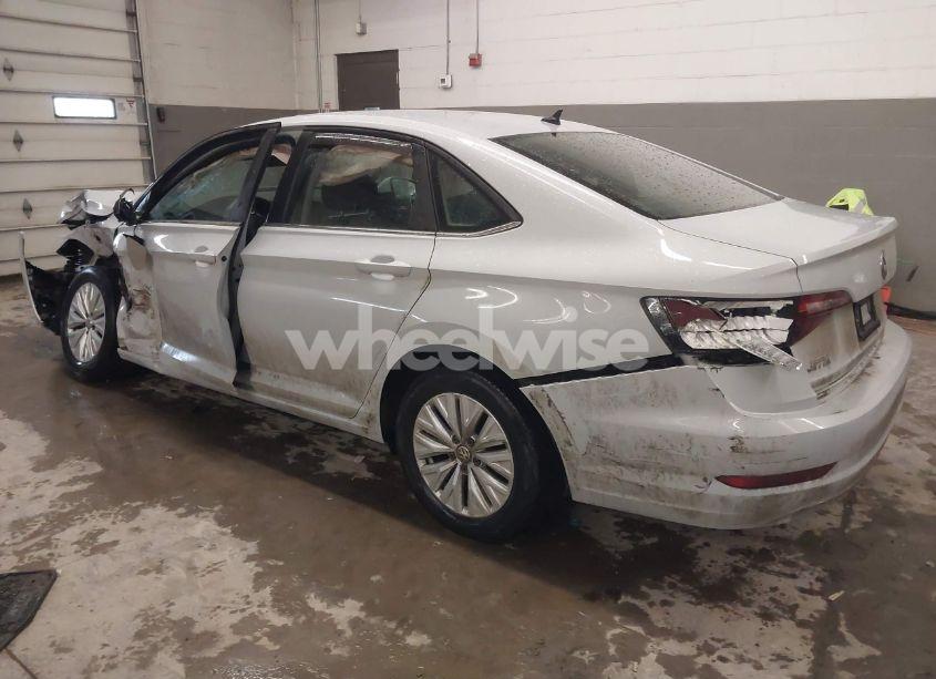 Photo 3 of 2019 Volkswagen Jetta 1.4T S (VIN 3VWN57BU4KM117612)