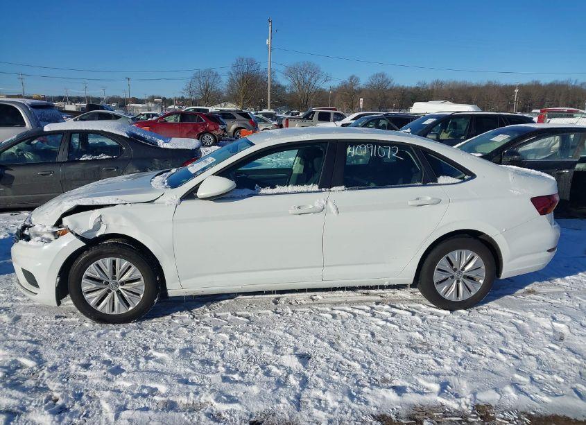 Photo 14 of 2019 Volkswagen Jetta 1.4T S (VIN 3VWN57BU4KM160735)
