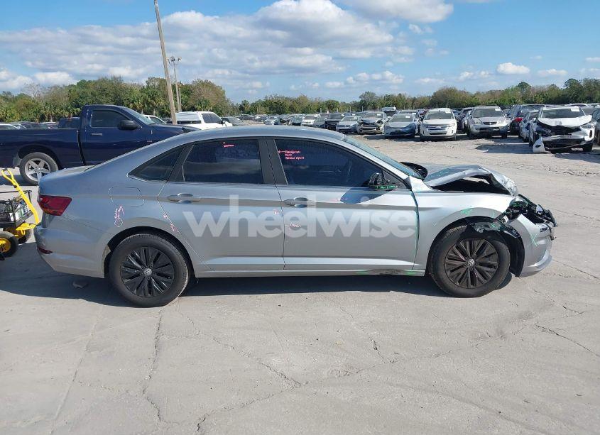Photo 13 of 2019 Volkswagen Jetta 1.4T S (VIN 3VWN57BU4KM196098)