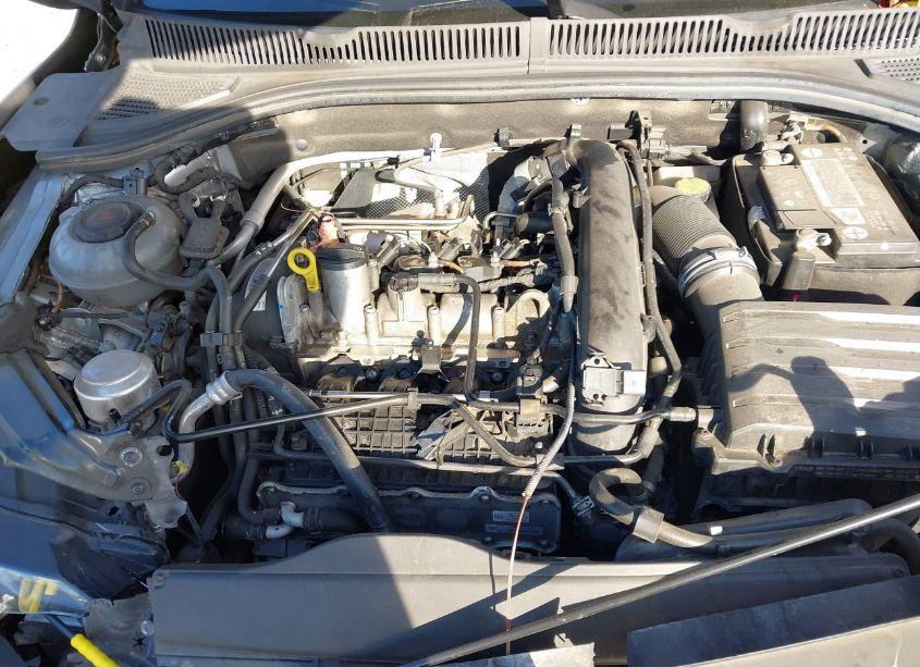 Photo 10 of 2020 Volkswagen Jetta 1.4T R-LINE/1.4T S (VIN 3VWN57BU4LM101850)