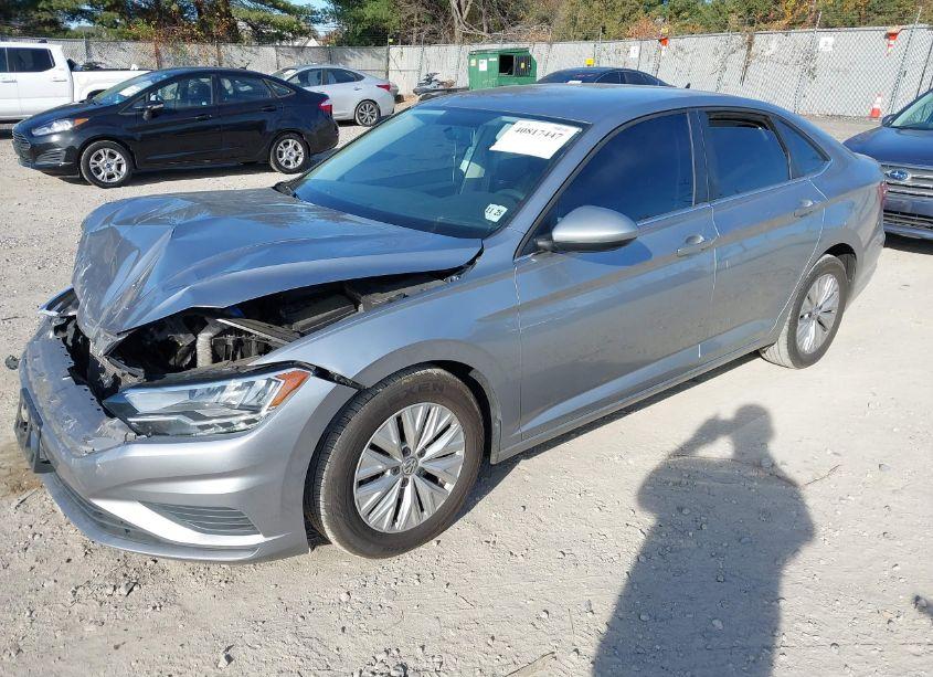 Photo 2 of 2020 Volkswagen Jetta 1.4T R-LINE/1.4T S (VIN 3VWN57BU4LM101850)