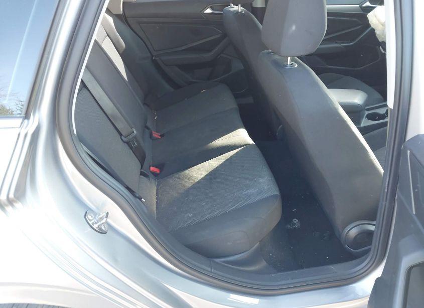 Photo 8 of 2020 Volkswagen Jetta 1.4T R-LINE/1.4T S (VIN 3VWN57BU4LM101850)