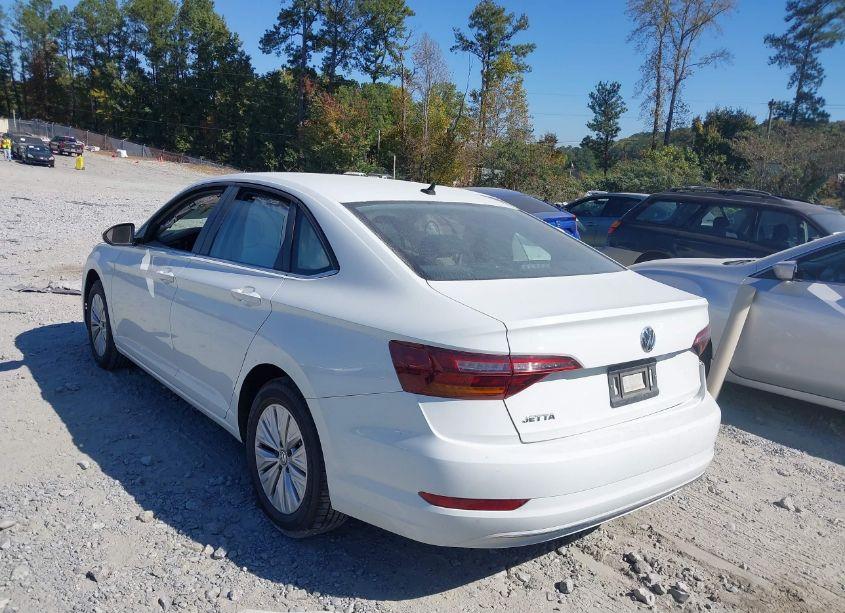 Photo 3 of 2019 Volkswagen Jetta 1.4T S (VIN 3VWN57BU5KM069358)