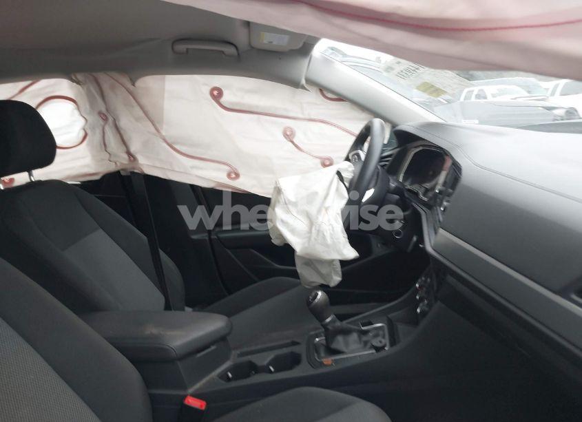 Photo 5 of 2019 Volkswagen Jetta 1.4T S (VIN 3VWN57BU6KM080420)