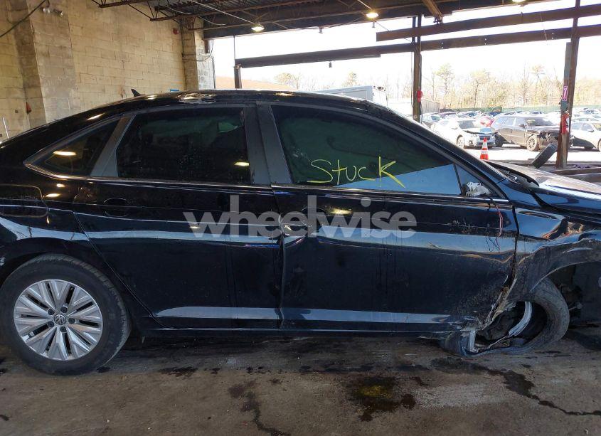 Photo 14 of 2019 Volkswagen Jetta 1.4T S (VIN 3VWN57BU6KM097833)