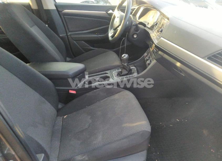 Photo 5 of 2019 Volkswagen Jetta 1.4T S (VIN 3VWN57BU7KM114977)