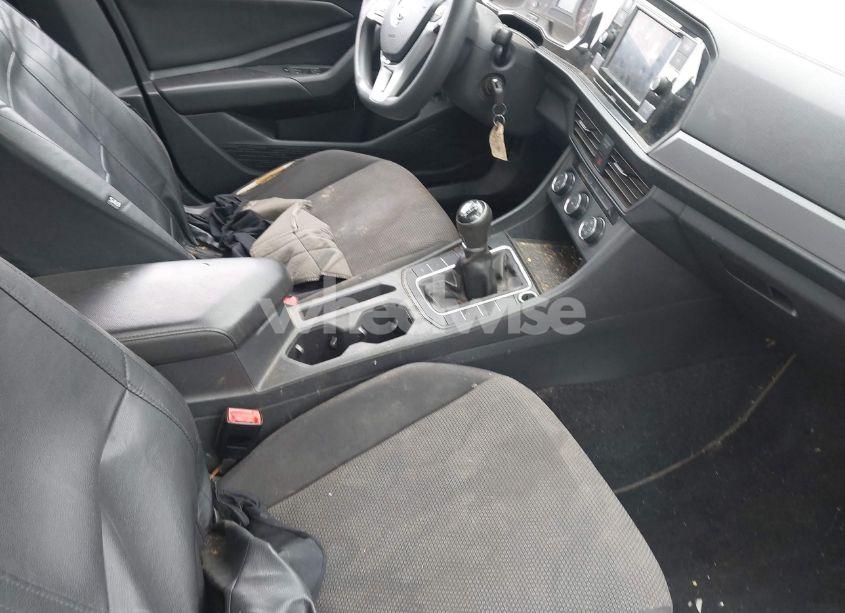 Photo 5 of 2019 Volkswagen Jetta 1.4T S (VIN 3VWN57BU8KM006352)