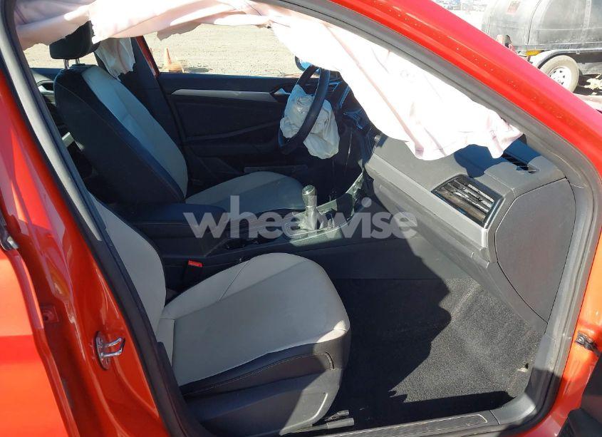 Photo 5 of 2021 Volkswagen Jetta 1.4T R-LINE/1.4T S (VIN 3VWN57BU8MM095553)