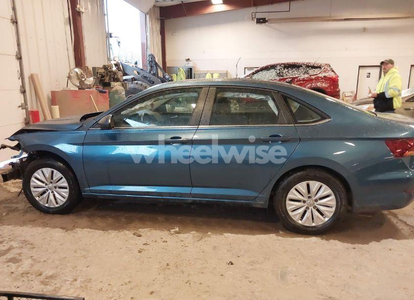 Photo 14 of 2019 Volkswagen Jetta 1.4T S (VIN 3VWN57BUXKM013139)