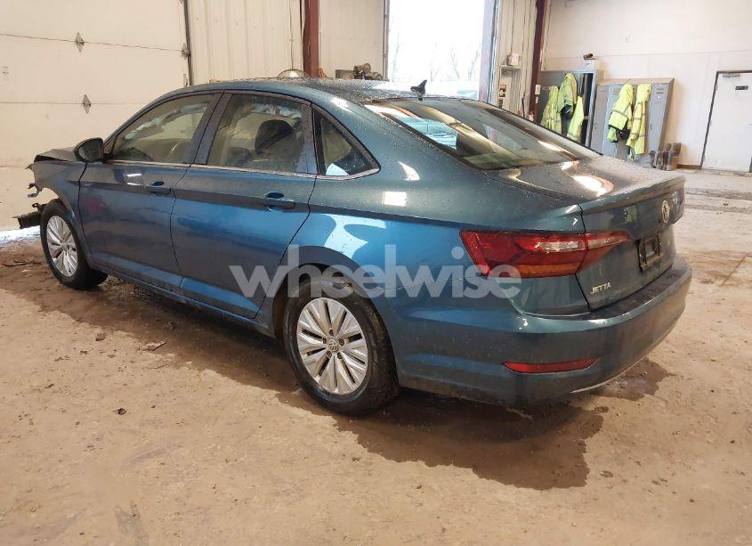 Photo 3 of 2019 Volkswagen Jetta 1.4T S (VIN 3VWN57BUXKM013139)