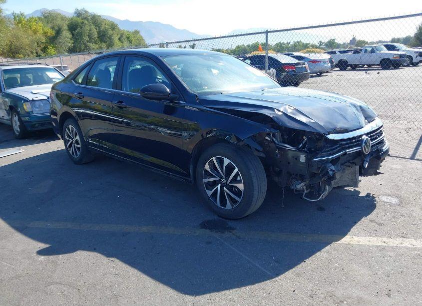 2022 Volkswagen Jetta 1.5T S (VIN 3VWNM7BU6NM028065) main photo