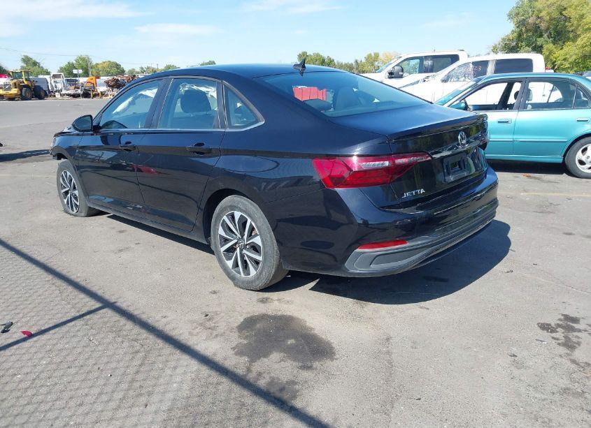 Photo 3 of 2022 Volkswagen Jetta 1.5T S (VIN 3VWNM7BU6NM028065)