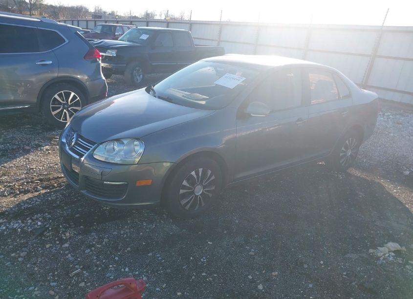 Photo 2 of 2005 Volkswagen Jetta VALUE EDITION (VIN 3VWPF71K15M615020)