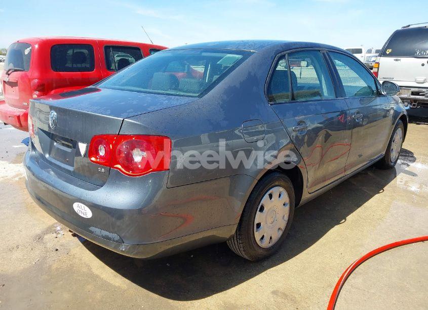 Photo 4 of 2005 Volkswagen Jetta VALUE EDITION (VIN 3VWPF71K35M613138)