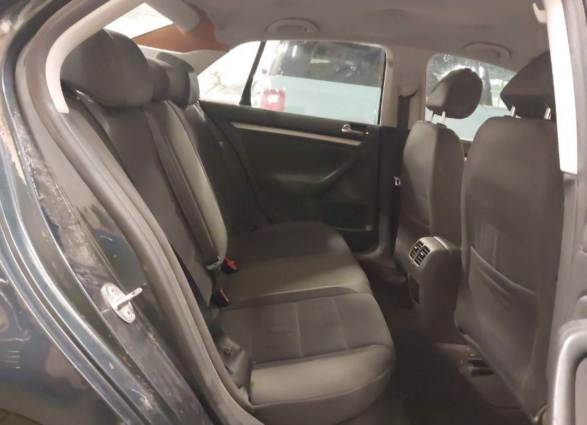 Photo 8 of 2005 Volkswagen Jetta VALUE EDITION (VIN 3VWPF71KX5M614867)