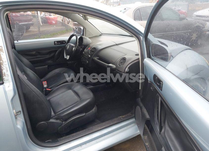 Photo 5 of 2009 Volkswagen New BEETLE 2.5L (VIN 3VWPG31C29M513147)