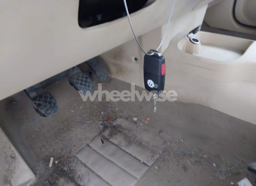 Photo 11 of 2008 Volkswagen New BEETLE S (VIN 3VWPG31C68M518009)