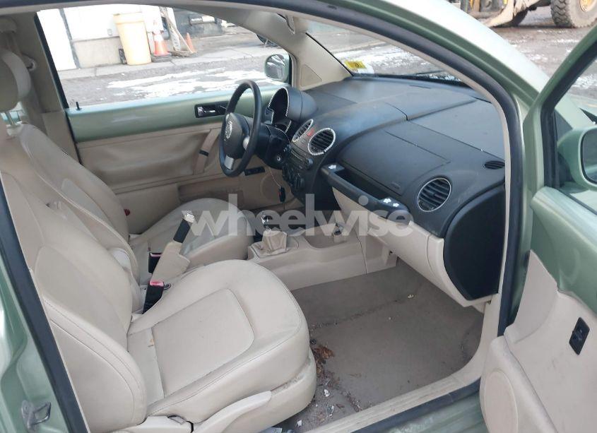 Photo 5 of 2008 Volkswagen New BEETLE S (VIN 3VWPG31C68M518009)