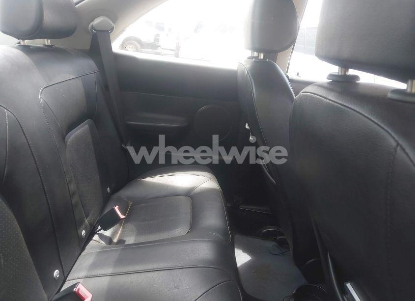 Photo 8 of 2010 Volkswagen New BEETLE 2.5L (VIN 3VWPG3AG4AM013787)