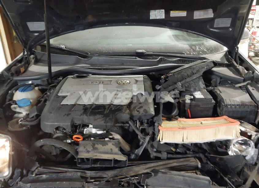 Photo 10 of 2012 Volkswagen Jetta SPORTWAGEN TDI (VIN 3VWPL7AJ0CM614678)