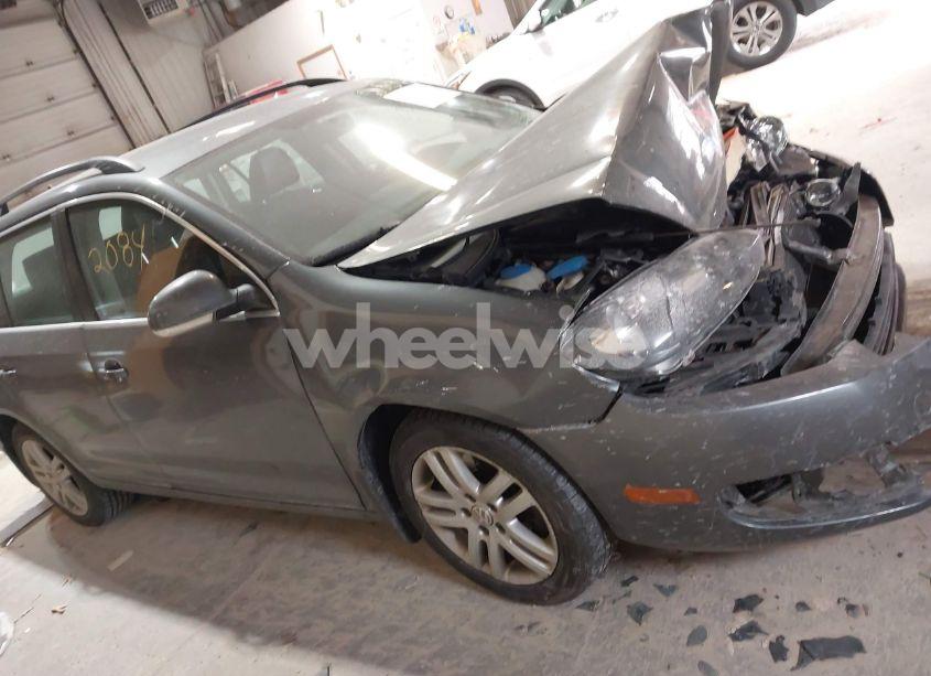 Photo 13 of 2012 Volkswagen Jetta SPORTWAGEN TDI (VIN 3VWPL7AJ0CM614678)