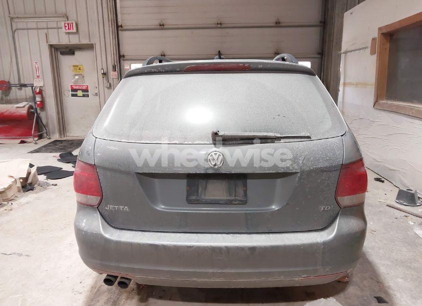 Photo 16 of 2012 Volkswagen Jetta SPORTWAGEN TDI (VIN 3VWPL7AJ0CM614678)