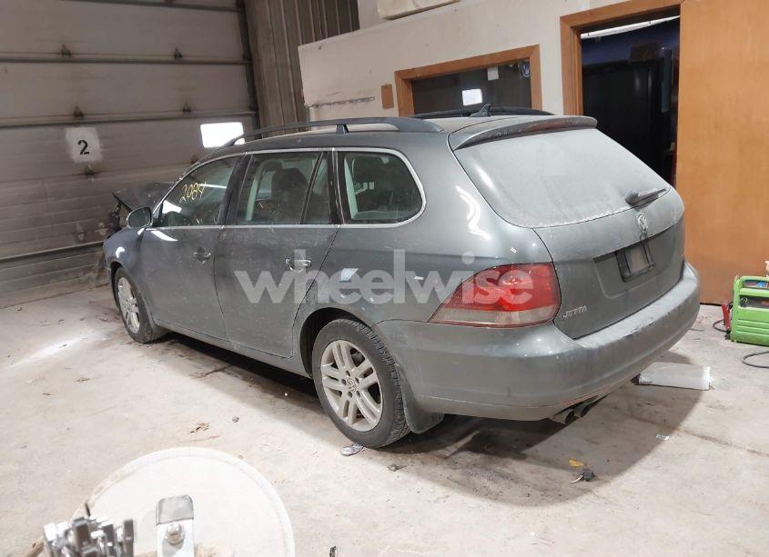 Photo 3 of 2012 Volkswagen Jetta SPORTWAGEN TDI (VIN 3VWPL7AJ0CM614678)