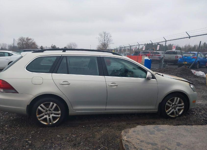 Photo 12 of 2012 Volkswagen Jetta SPORTWAGEN 2.0L TDI (VIN 3VWPL7AJ0CM621873)
