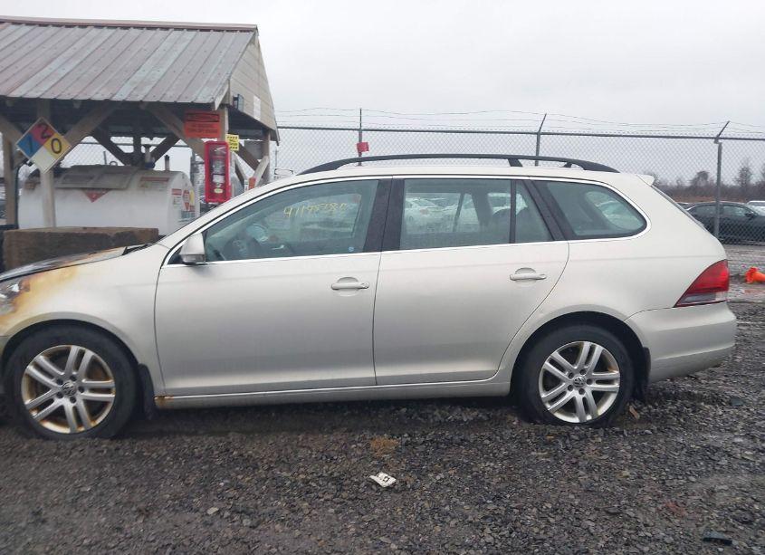 Photo 13 of 2012 Volkswagen Jetta SPORTWAGEN 2.0L TDI (VIN 3VWPL7AJ0CM621873)