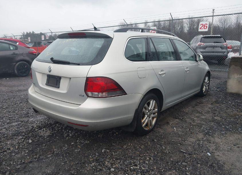 Photo 4 of 2012 Volkswagen Jetta SPORTWAGEN 2.0L TDI (VIN 3VWPL7AJ0CM621873)