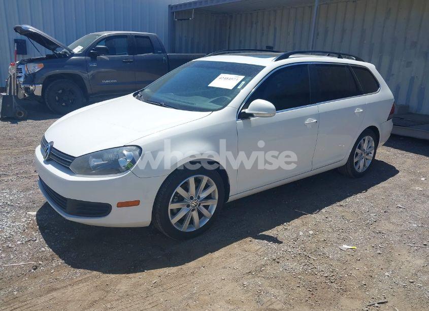 Photo 2 of 2012 Volkswagen Jetta SPORTWAGEN 2.0L TDI (VIN 3VWPL7AJ0CM682656)