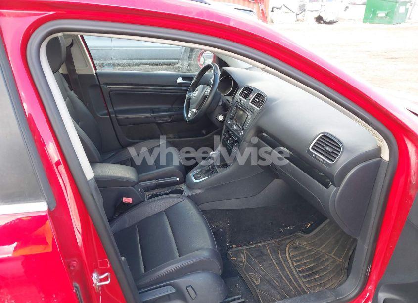 Photo 5 of 2012 Volkswagen Jetta SPORTWAGEN 2.0L TDI (VIN 3VWPL7AJ0CM684682)