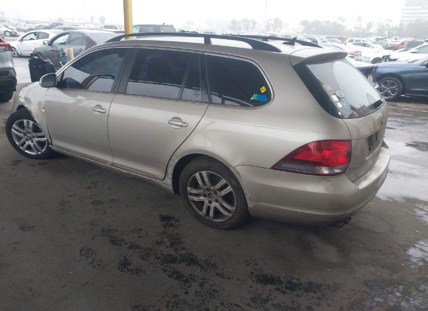 Photo 3 of 2013 Volkswagen Jetta SPORTWAGEN 2.0L TDI (VIN 3VWPL7AJ0DM617307)