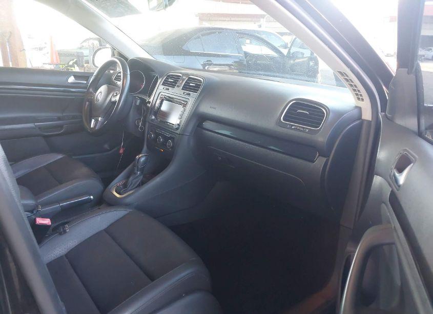 Photo 5 of 2013 Volkswagen Jetta SPORTWAGEN 2.0L TDI (VIN 3VWPL7AJ0DM695246)